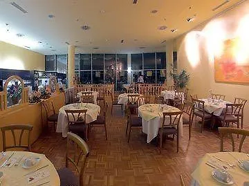 Garner - Spandau By Ihg 4*