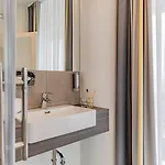 Garner - Spandau By Ihg Hotel 4*