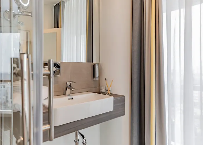 Garner - Spandau By Ihg ホテル 4*